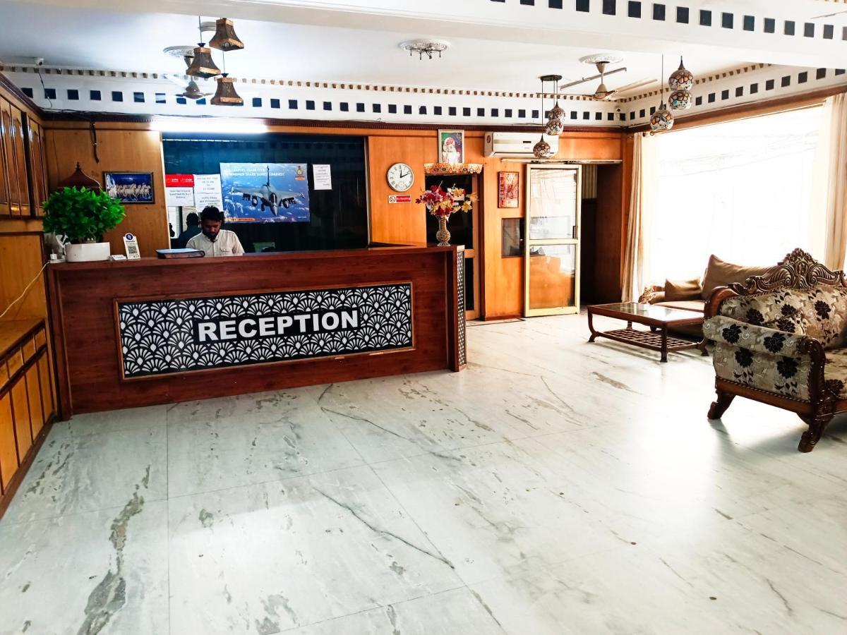 Hotel Krone Near Igi Airport Delhi New Delhi Extérieur photo